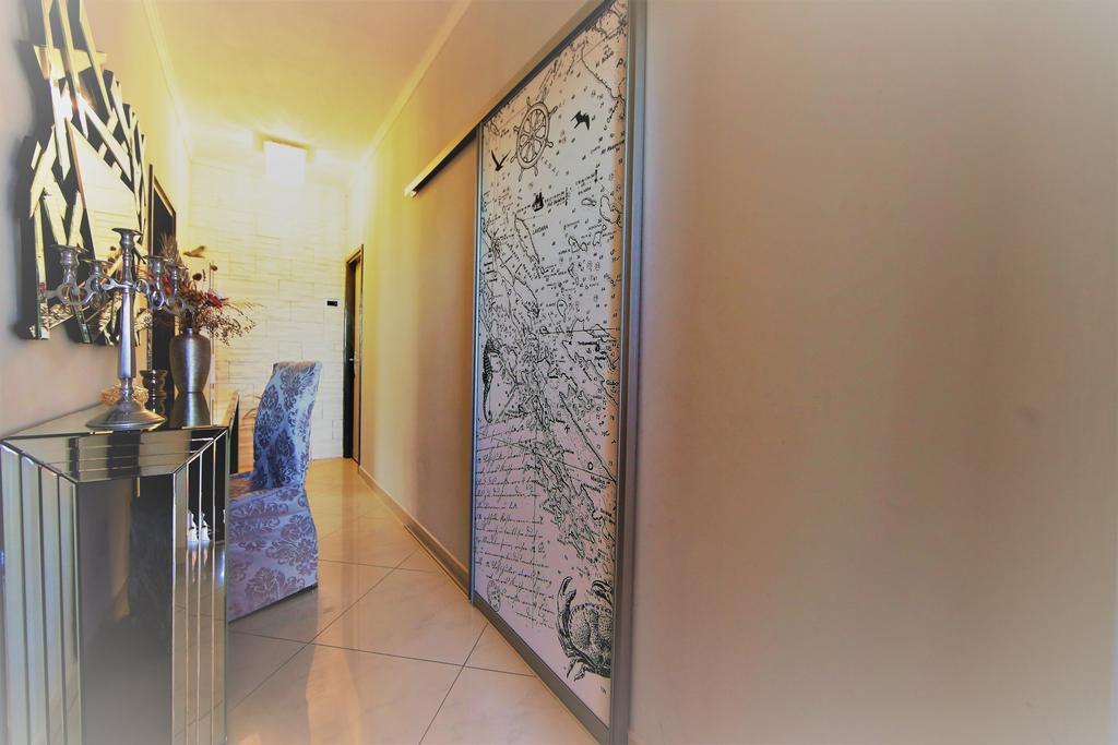Villa Long Island Luxury Residence, Sali Dugi Otok-Private Parking,Next To Beach Kültér fotó