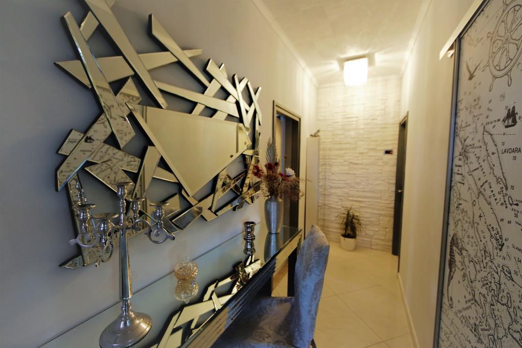 Villa Long Island Luxury Residence, Sali Dugi Otok-Private Parking,Next To Beach Kültér fotó